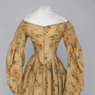 PRINTED WOOL DAY DRESS, c. 1838