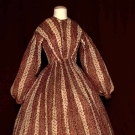 PRINTED COTTON DAY DRESS, MID 19TH C