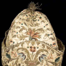 GENT'S EMBROIDERED GOLD &amp; SILK AT-HOME CAP, 1700-1750