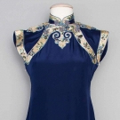 EMBROIDERED SILK CHEONGSAM, CHINA, 1930s