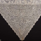 VERY FINE BRUSSELS BOBBIN LACE VEIL, 19TH C.