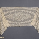 LARGE CREAM LACE STOLE, LATE 19th C