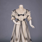 PRINTED CREPE DE CHINE EVENING GOWN, c. 1905