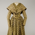 PRINTED FLORAL WOOL DRESS &amp; PELERINE, 1848-1852
